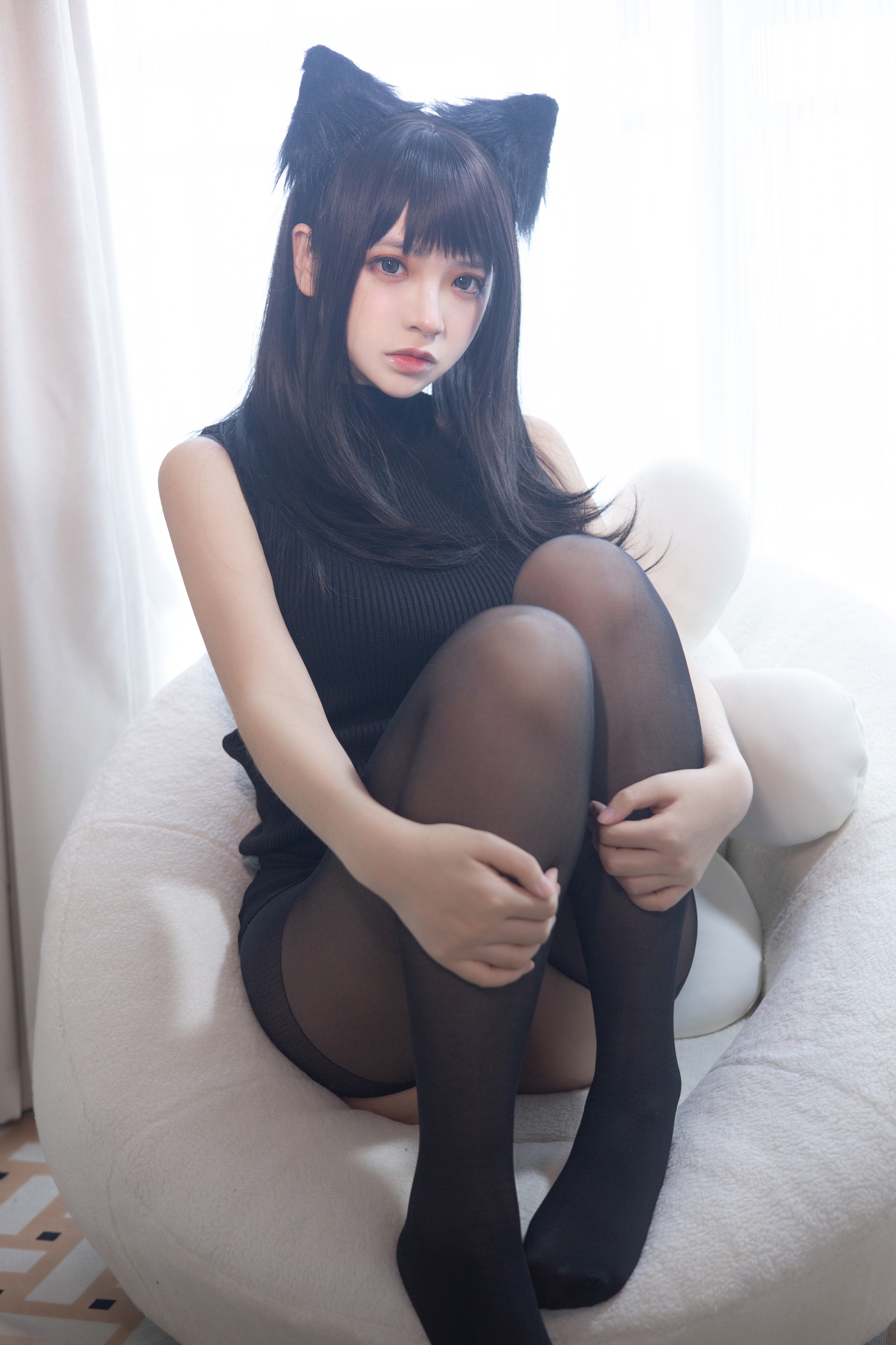 疯猫ss – NO.114 黑毛衣少女 [80P]-XikXak